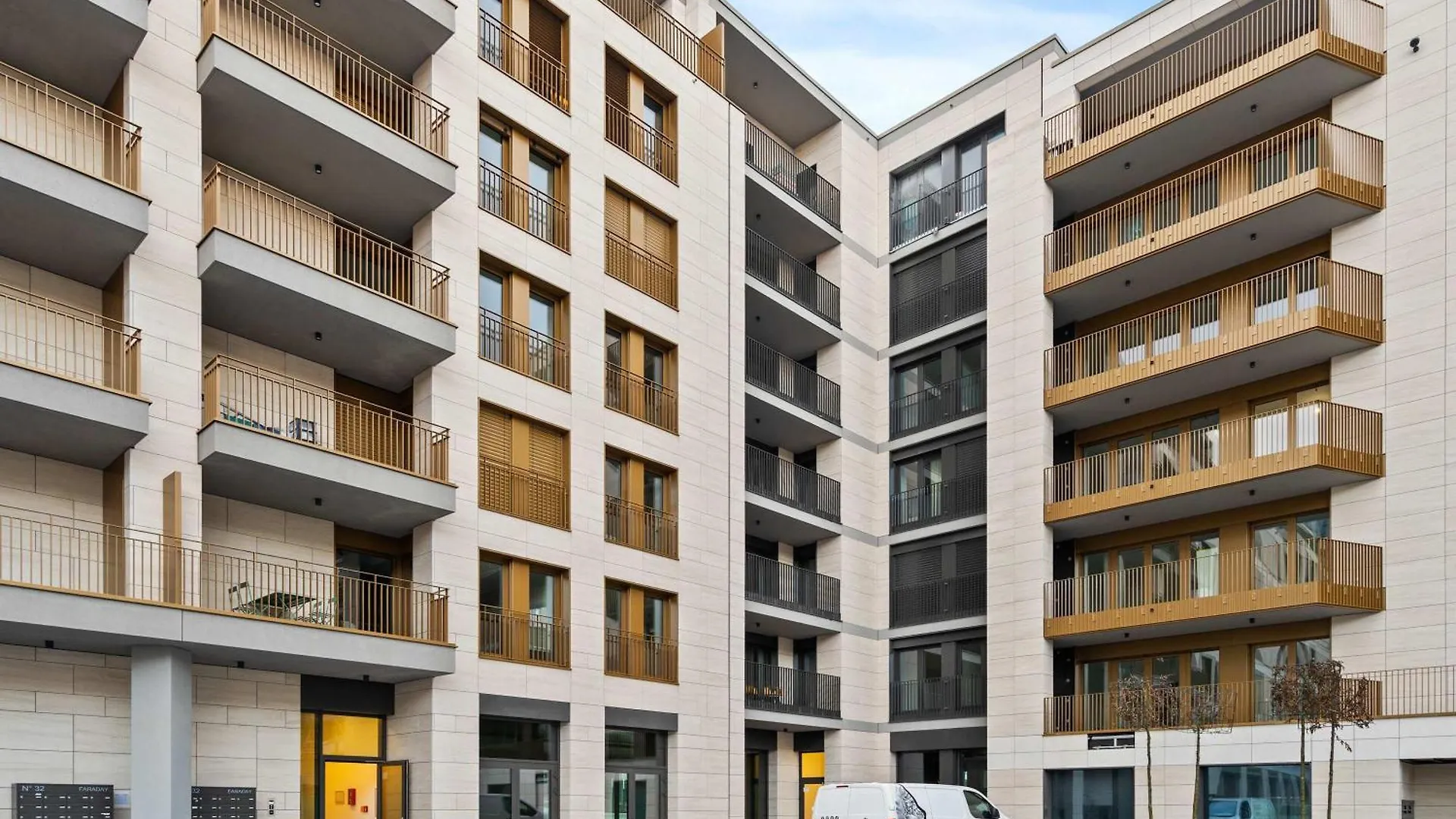 Apartment Stylish Apt With Balcony Wifi & Free Parking Luxembourg